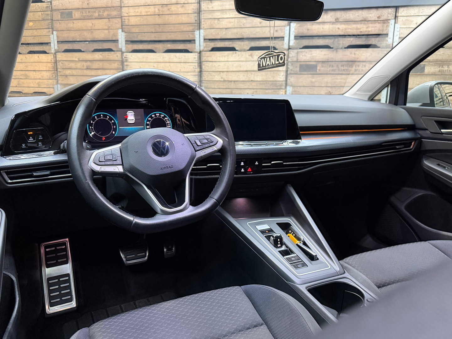 Volkswagen Golf 1.5 eTSI Style, 17" LM, Adaptive cruise, Virtual Cockpit, Automaat, Nav