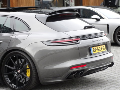 Porsche Panamera Sport Turismo 4.0 Turbo S E-Hybrid 680PK / Ceramic / Sports Chrono / Sport Design