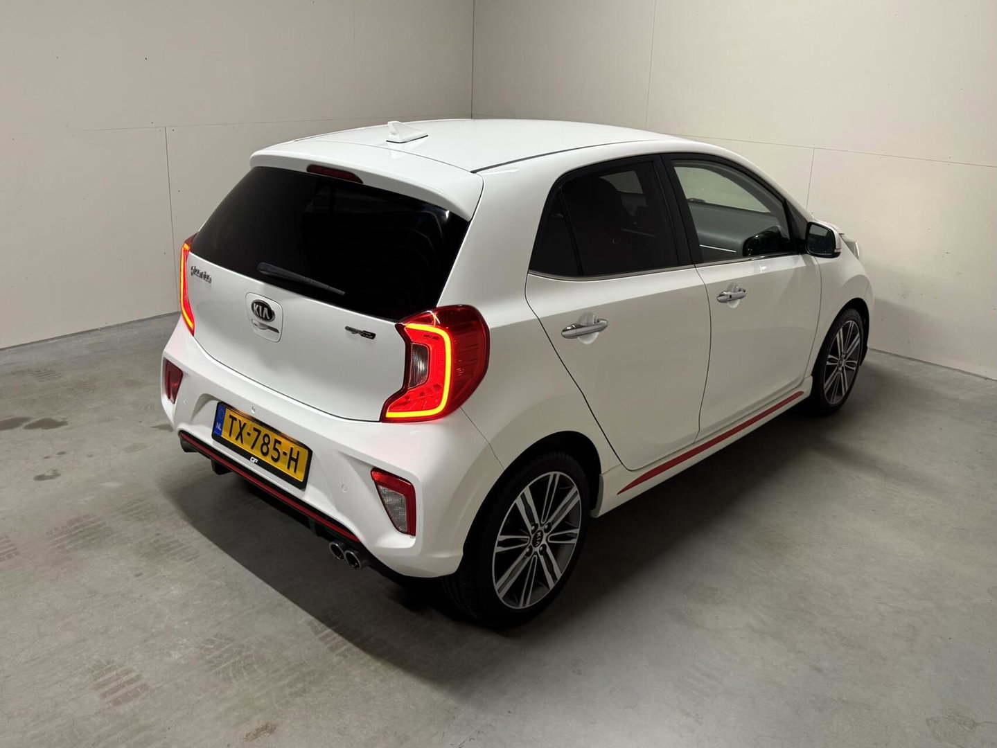 Kia Picanto 1.0 T-GDI GT-Line Cruise CarPlay Camera NAP
