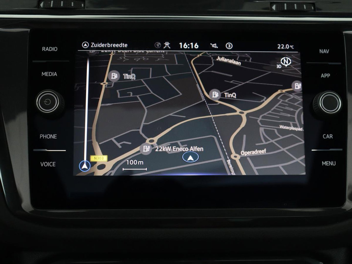Volkswagen Tiguan 1.4 TSi PHEV R-Line Life Edition | SOH 91,0% | Panoramadak | Memory | Leder | Stuur/stoel verwarming | Adaptive cruise | Sfeerverlichting | 360 camera | Park assist | Carplay | Elektrische achterklep