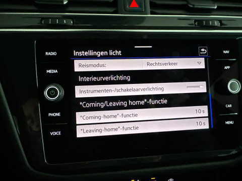 Volkswagen Tiguan 1.5 TSI R-Line Business IQ Lights|ACC|Sfeer|Lane Assist