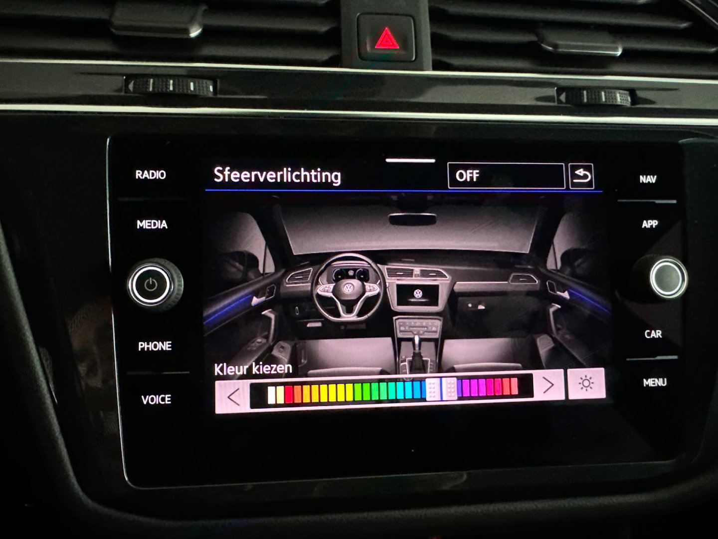 Volkswagen Tiguan 1.5 TSI R-Line Business IQ Lights|ACC|Sfeer|Lane Assist
