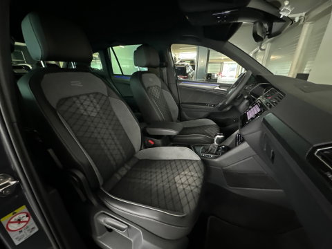 Volkswagen Tiguan 1.5 TSI R-Line Business IQ Lights|ACC|Sfeer|Lane Assist