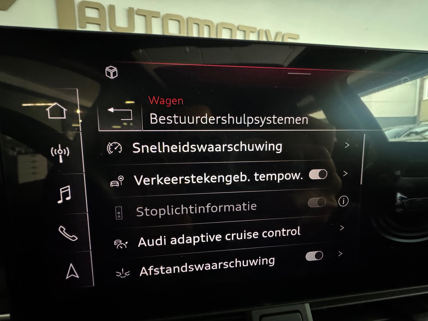 Audi A4 AVANT 40 TFSI quattro S edition Pano|Memory|Trekhaak|Keyless