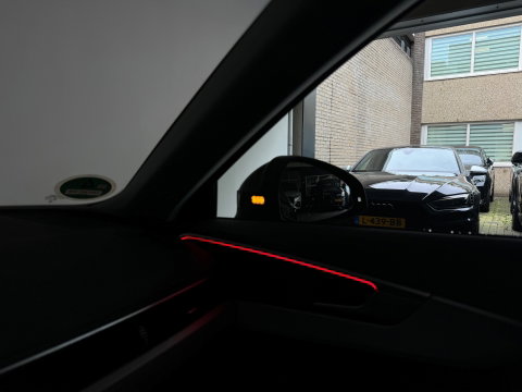 Audi A4 AVANT 40 TFSI quattro S edition Pano|Memory|Trekhaak|Keyless