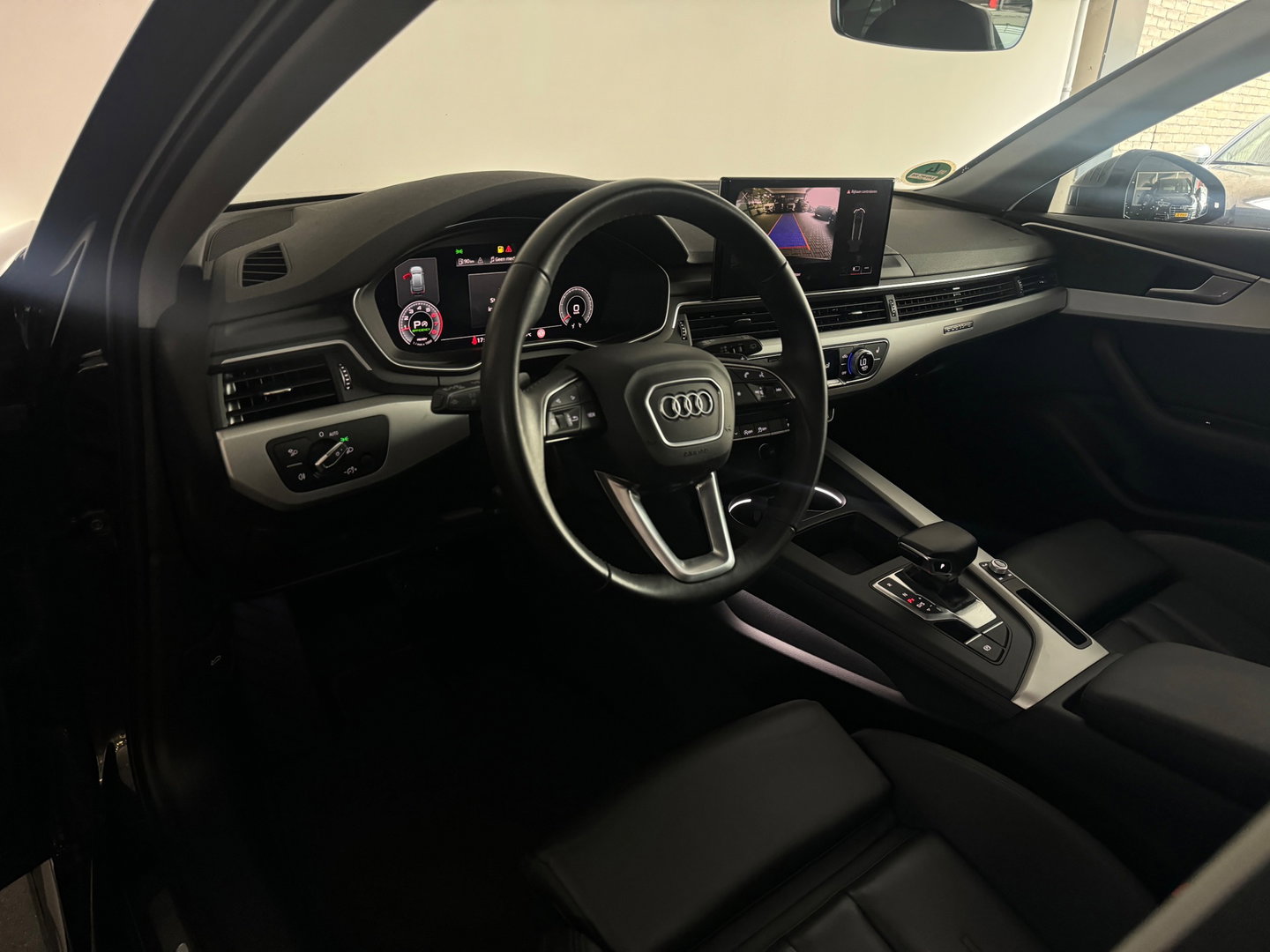 Audi A4 AVANT 40 TFSI quattro S edition Pano|Memory|Trekhaak|Keyless