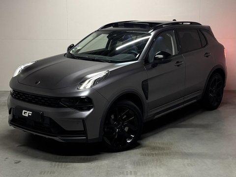 Lynk & Co 01 1.5 Plug-in Black Edition Mattgrijs Sfeerver. CarPlay 360°