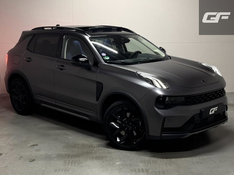 Lynk & Co 01 1.5 Plug-in Black Edition Mattgrijs Sfeerver. CarPlay 360°
