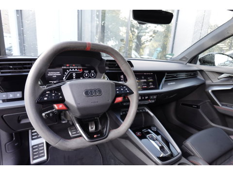 Audi RS3 Sportback 2.5 TFSI RS 3 quattro PANO B&O MATRIX VOL
