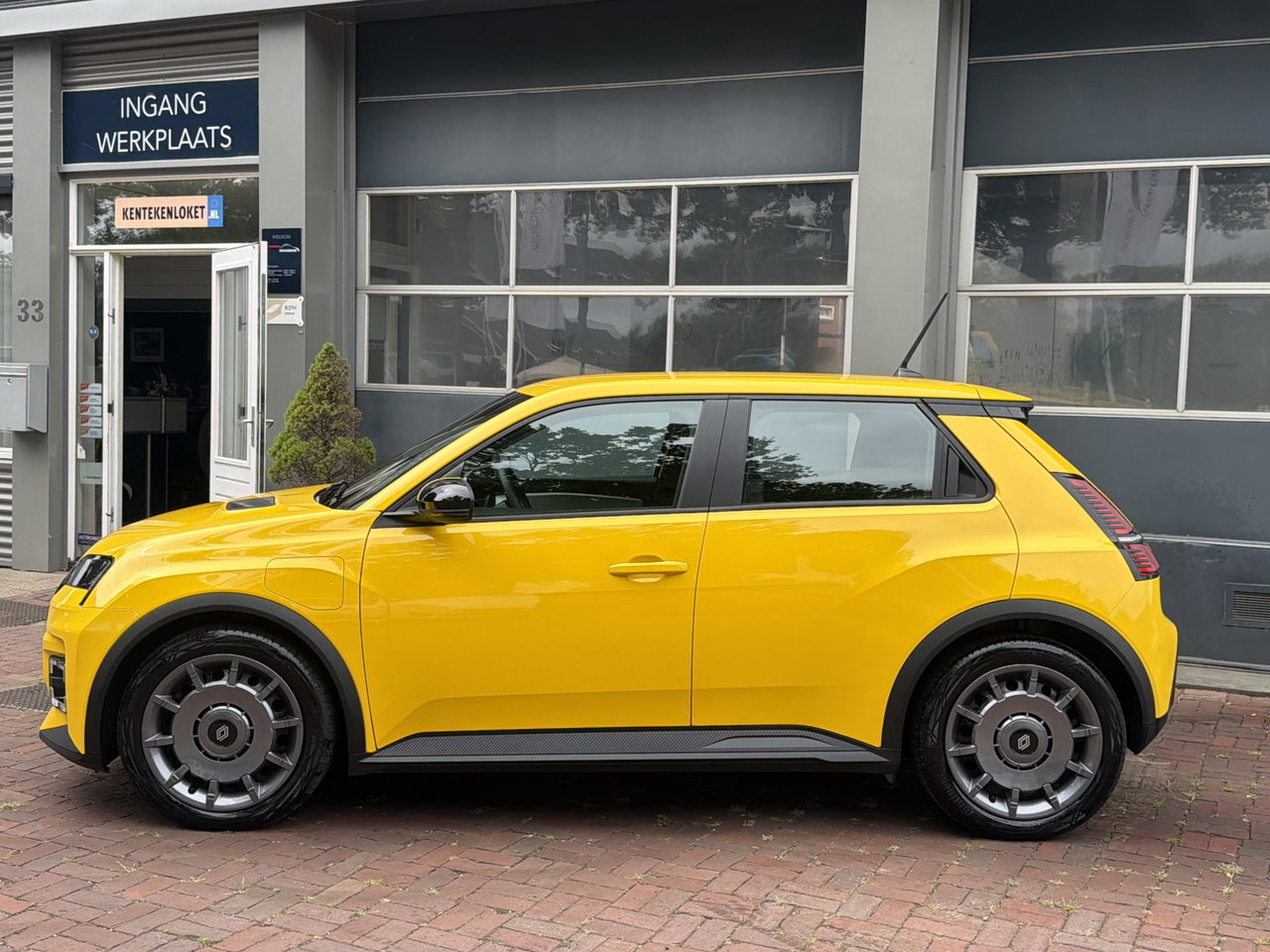 Renault 5