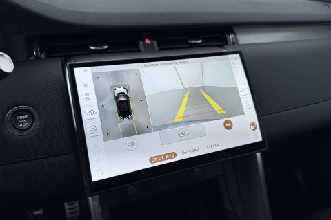 Land Rover Discovery Sport P270e Dynamic SE | Trekhaak | Meridian Surround | 360° Camera | Panoramadak | BLIS | ACC | 20 Inch