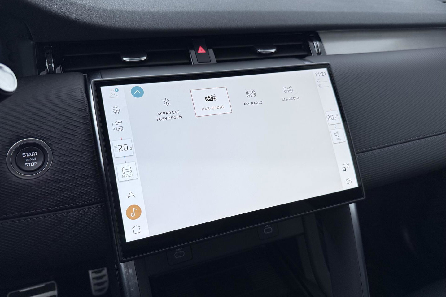 Land Rover Discovery Sport P270e Dynamic SE | Trekhaak | Meridian Surround | 360° Camera | Panoramadak | BLIS | ACC | 20 Inch