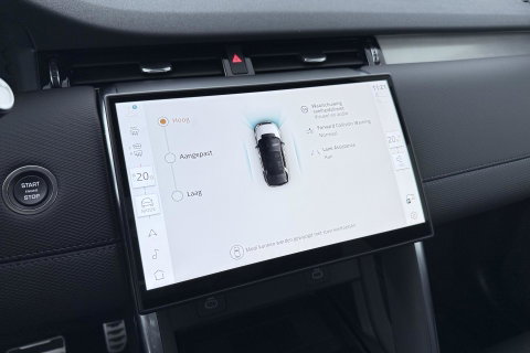 Land Rover Discovery Sport P270e Dynamic SE | Trekhaak | Meridian Surround | 360° Camera | Panoramadak | BLIS | ACC | 20 Inch