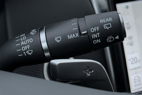 Land Rover Discovery Sport P270e Dynamic SE | Trekhaak | Meridian Surround | 360° Camera | Panoramadak | BLIS | ACC | 20 Inch