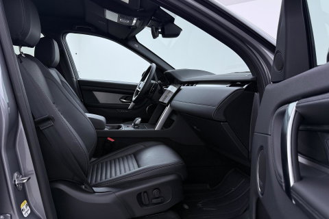 Land Rover Discovery Sport P270e Dynamic SE | Trekhaak | Meridian Surround | 360° Camera | Panoramadak | BLIS | ACC | 20 Inch