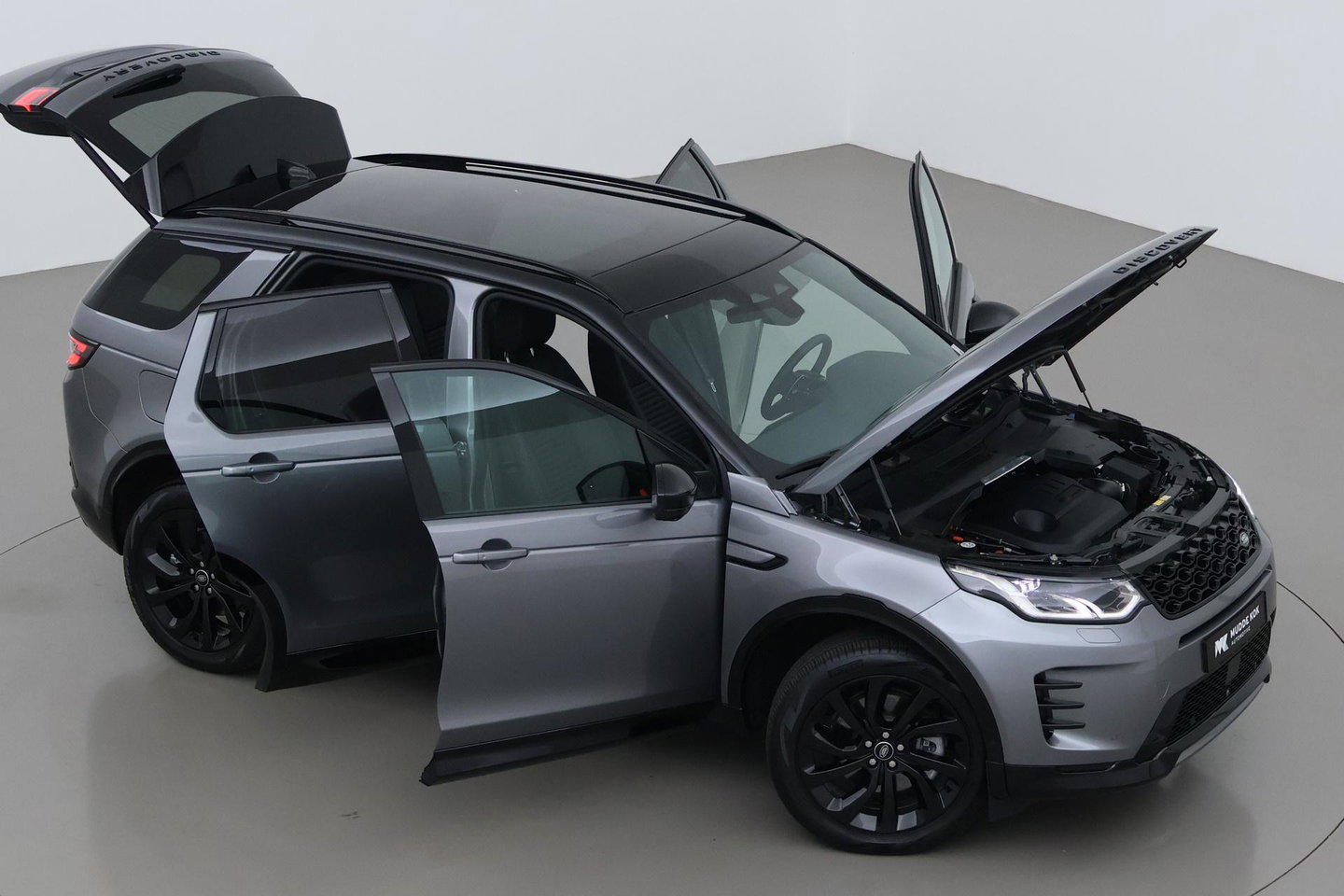 Land Rover Discovery Sport P270e Dynamic SE | Trekhaak | Meridian Surround | 360° Camera | Panoramadak | BLIS | ACC | 20 Inch
