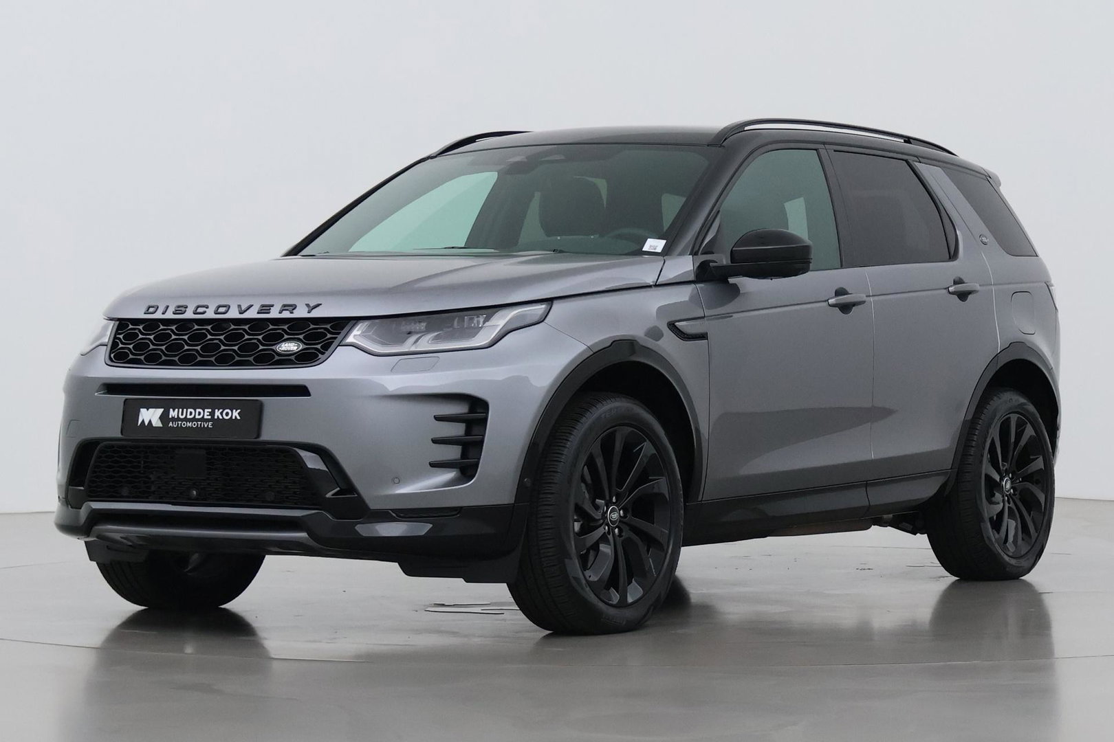 Land Rover Discovery Sport P270e Dynamic SE | Trekhaak | Meridian Surround | 360° Camera | Panoramadak | BLIS | ACC | 20 Inch