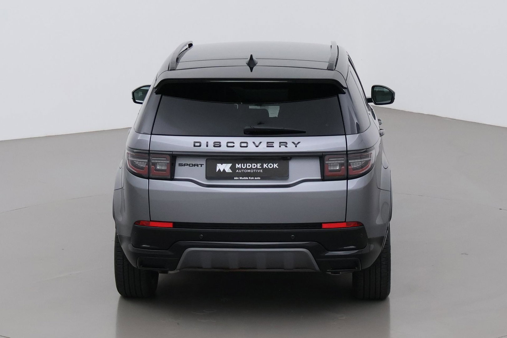 Land Rover Discovery Sport P270e Dynamic SE | Trekhaak | Meridian Surround | 360° Camera | Panoramadak | BLIS | ACC | 20 Inch