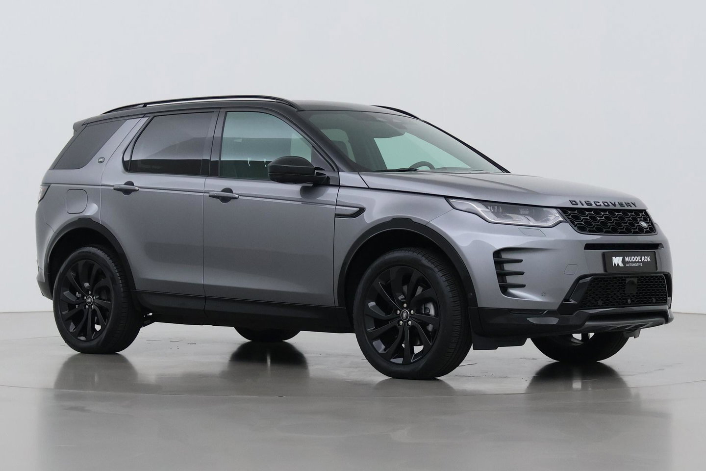 Land Rover Discovery Sport P270e Dynamic SE | Trekhaak | Meridian Surround | 360° Camera | Panoramadak | BLIS | ACC | 20 Inch