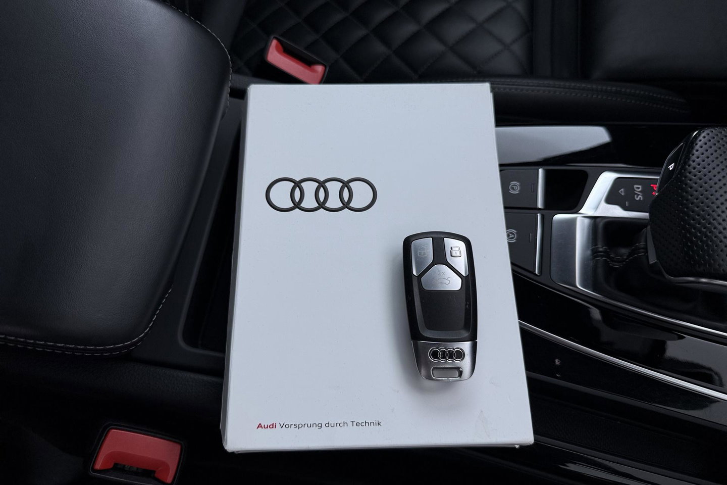 Audi Q5 Sportback 55 TFSI e S edition | Luchtvering | Panoramadak | Head-Up | Camera | Keyless | Matrix LED | 21 Inch
