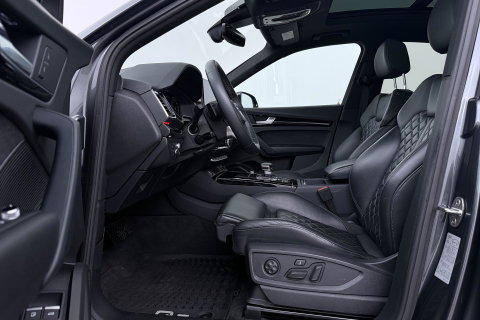 Audi Q5 Sportback 55 TFSI e S edition | Luchtvering | Panoramadak | Head-Up | Camera | Keyless | Matrix LED | 21 Inch