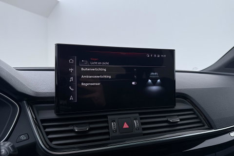 Audi Q5 Sportback 55 TFSI e S edition | Luchtvering | Panoramadak | Head-Up | Camera | Keyless | Matrix LED | 21 Inch