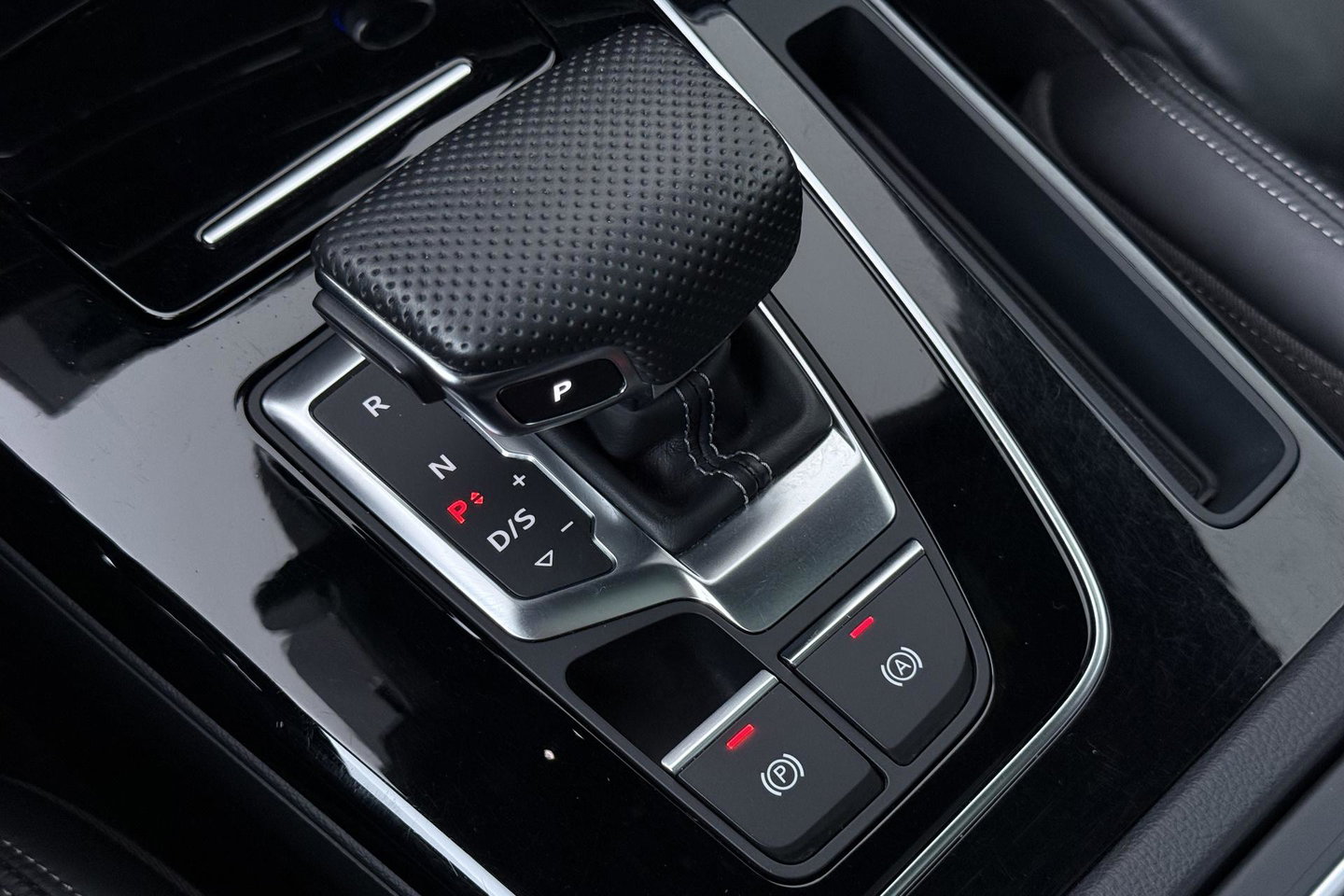 Audi Q5 Sportback 55 TFSI e S edition | Luchtvering | Panoramadak | Head-Up | Camera | Keyless | Matrix LED | 21 Inch