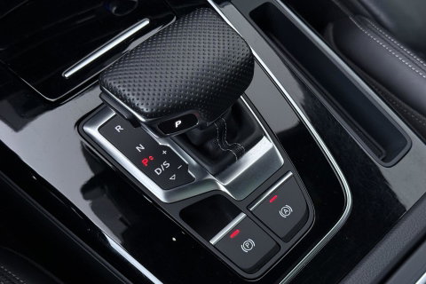 Audi Q5 Sportback 55 TFSI e S edition | Luchtvering | Panoramadak | Head-Up | Camera | Keyless | Matrix LED | 21 Inch