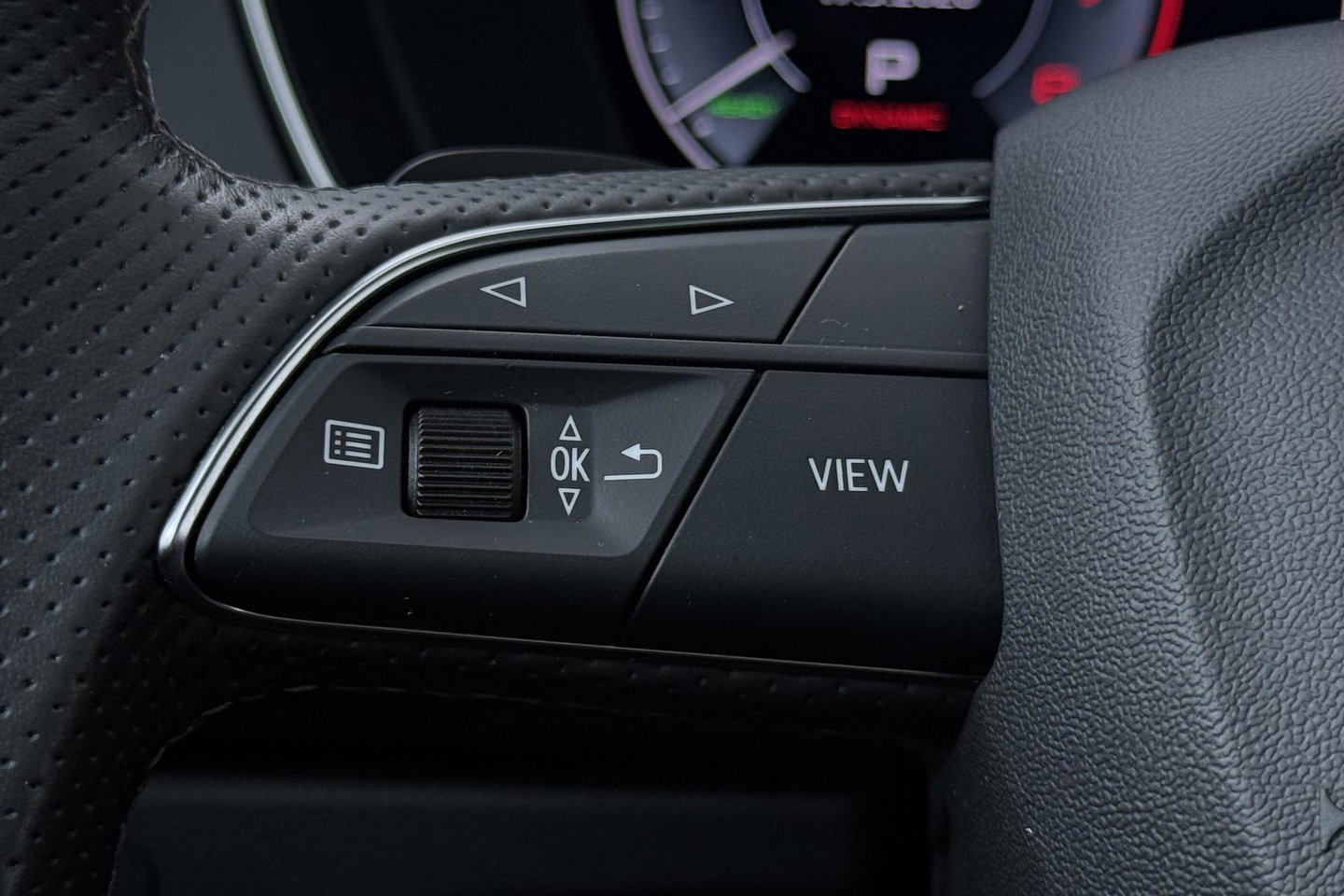 Audi Q5 Sportback 55 TFSI e S edition | Luchtvering | Panoramadak | Head-Up | Camera | Keyless | Matrix LED | 21 Inch