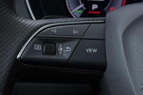 Audi Q5 Sportback 55 TFSI e S edition | Luchtvering | Panoramadak | Head-Up | Camera | Keyless | Matrix LED | 21 Inch