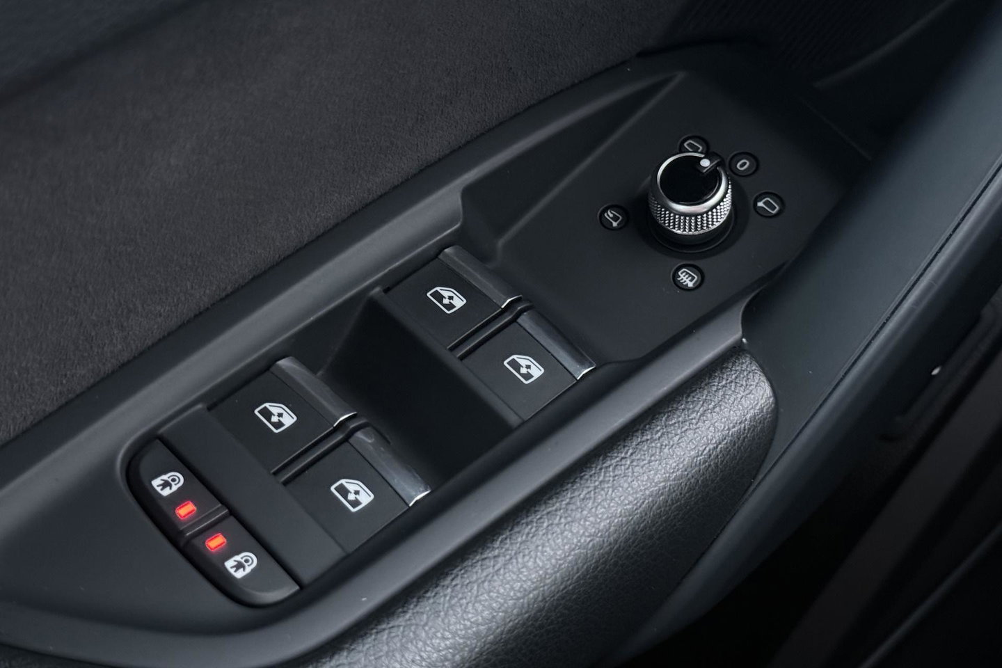Audi Q5 Sportback 55 TFSI e S edition | Luchtvering | Panoramadak | Head-Up | Camera | Keyless | Matrix LED | 21 Inch