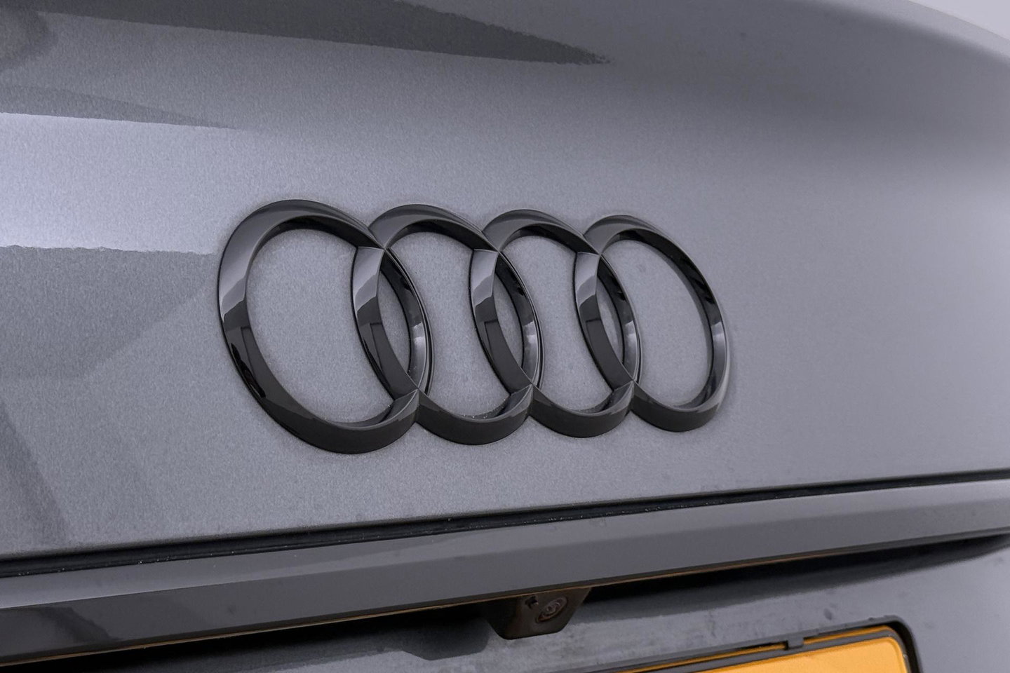 Audi Q5 Sportback 55 TFSI e S edition | Luchtvering | Panoramadak | Head-Up | Camera | Keyless | Matrix LED | 21 Inch
