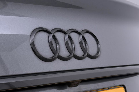Audi Q5 Sportback 55 TFSI e S edition | Luchtvering | Panoramadak | Head-Up | Camera | Keyless | Matrix LED | 21 Inch