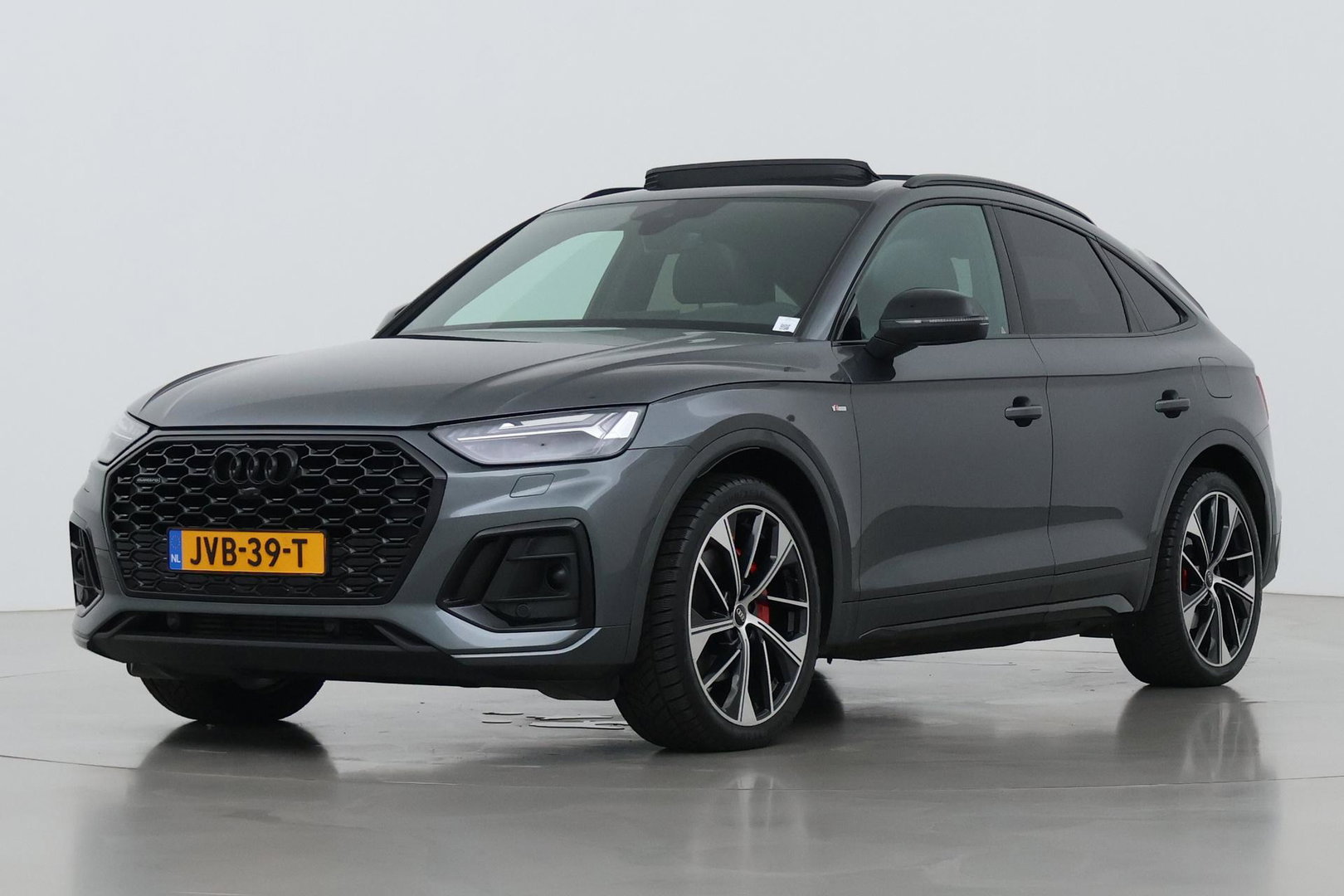 Audi Q5 Sportback 55 TFSI e S edition | Luchtvering | Panoramadak | Head-Up | Camera | Keyless | Matrix LED | 21 Inch