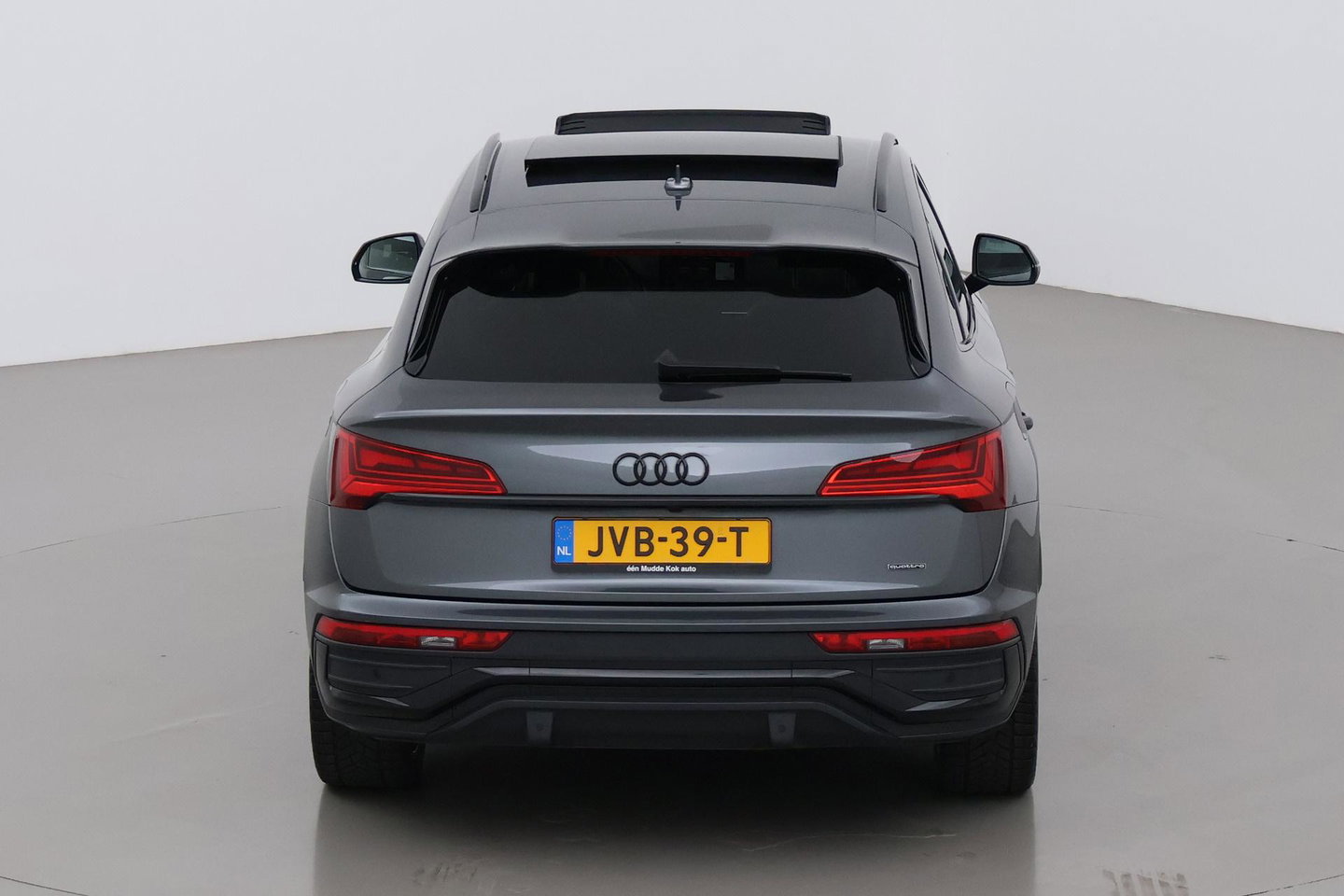 Audi Q5 Sportback 55 TFSI e S edition | Luchtvering | Panoramadak | Head-Up | Camera | Keyless | Matrix LED | 21 Inch