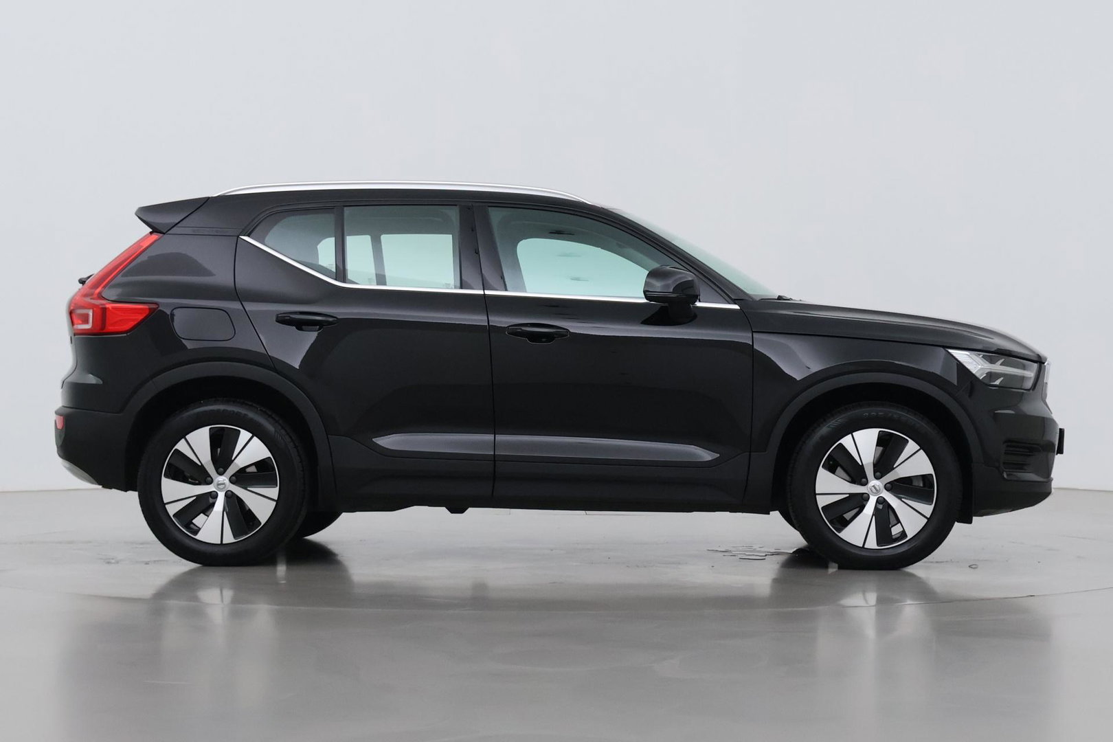 Volvo XC40 1.5 T4 Inscription Expression | Camera | Cruise Control | Keyless | Navigatie | High Performance Sound | Apple CarPlay | 18 Inch