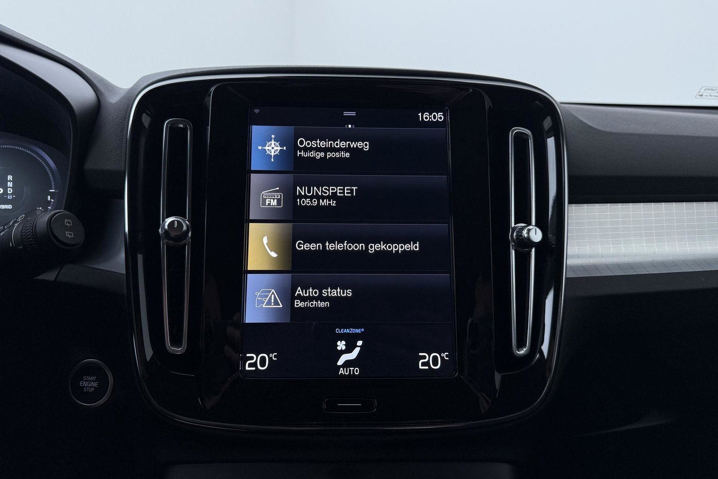 Volvo XC40 1.5 T4 Inscription Expression | Camera | Cruise Control | Keyless | Navigatie | High Performance Sound | Apple CarPlay | 18 Inch