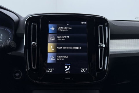 Volvo XC40 1.5 T4 Inscription Expression | Camera | Cruise Control | Keyless | Navigatie | High Performance Sound | Apple CarPlay | 18 Inch