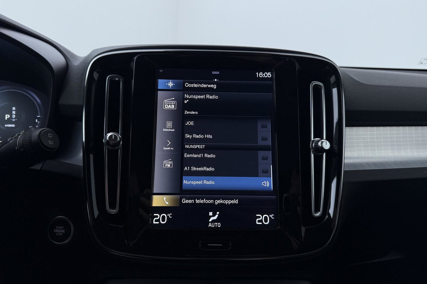 Volvo XC40 1.5 T4 Inscription Expression | Camera | Cruise Control | Keyless | Navigatie | High Performance Sound | Apple CarPlay | 18 Inch