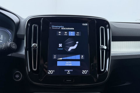 Volvo XC40 1.5 T4 Inscription Expression | Camera | Cruise Control | Keyless | Navigatie | High Performance Sound | Apple CarPlay | 18 Inch