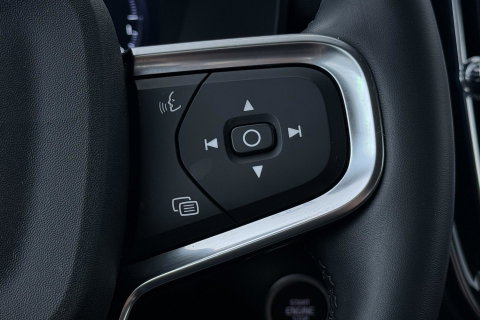 Volvo XC40 1.5 T4 Inscription Expression | Camera | Cruise Control | Keyless | Navigatie | High Performance Sound | Apple CarPlay | 18 Inch
