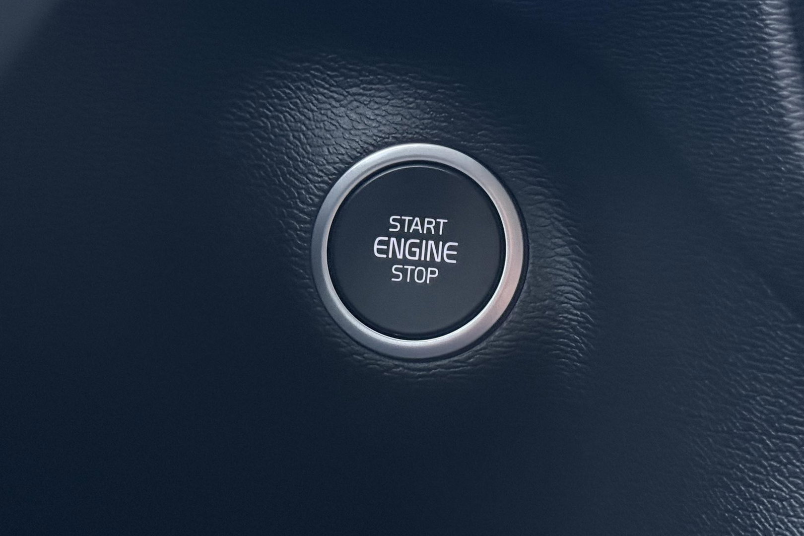Volvo XC40 1.5 T4 Inscription Expression | Camera | Cruise Control | Keyless | Navigatie | High Performance Sound | Apple CarPlay | 18 Inch