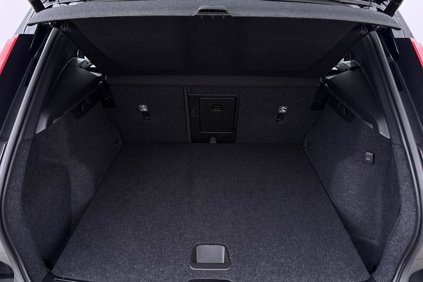 Volvo XC40 1.5 T4 Inscription Expression | Camera | Cruise Control | Keyless | Navigatie | High Performance Sound | Apple CarPlay | 18 Inch