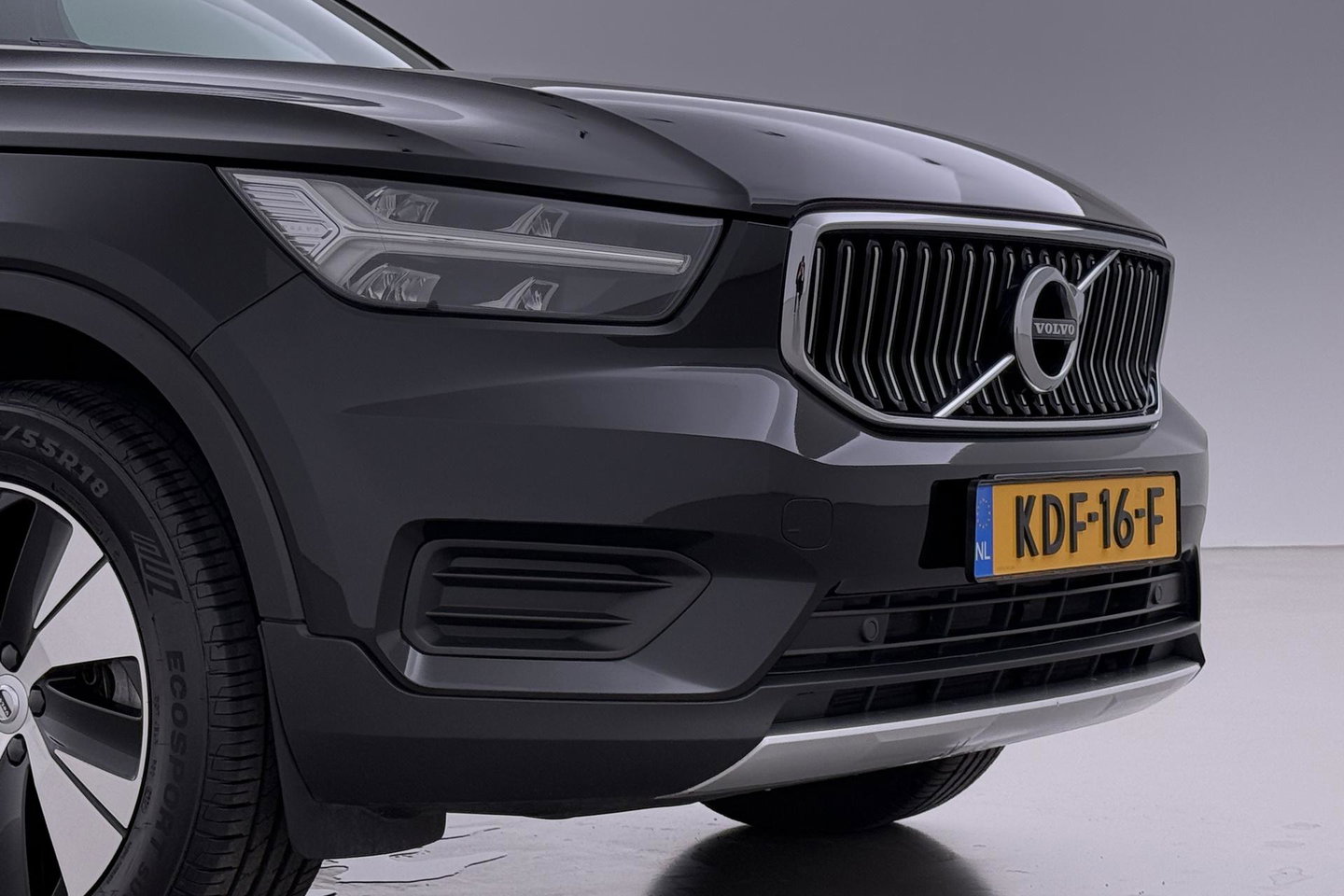 Volvo XC40 1.5 T4 Inscription Expression | Camera | Cruise Control | Keyless | Navigatie | High Performance Sound | Apple CarPlay | 18 Inch