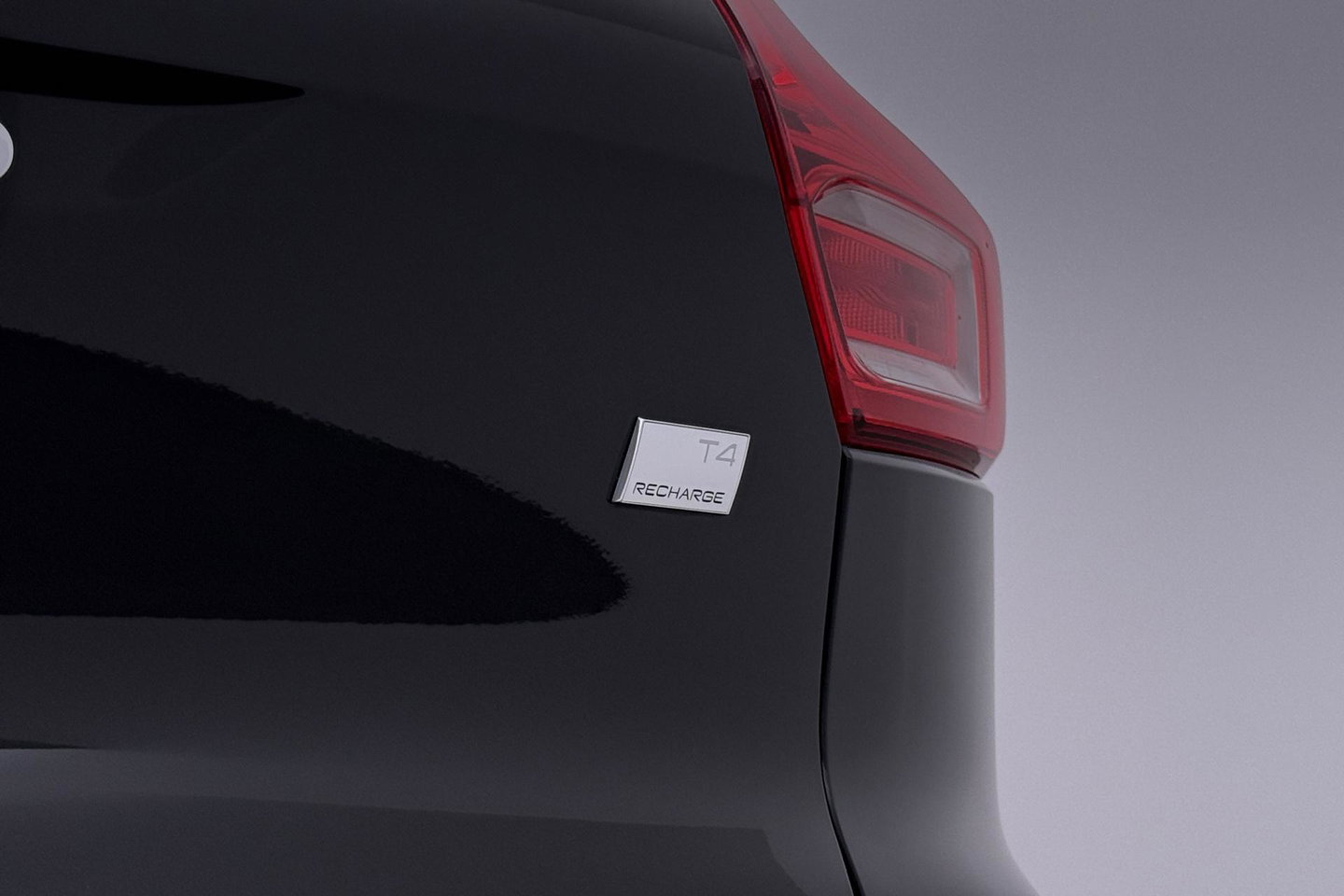 Volvo XC40 1.5 T4 Inscription Expression | Camera | Cruise Control | Keyless | Navigatie | High Performance Sound | Apple CarPlay | 18 Inch