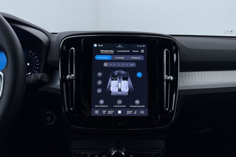 Volvo XC40 2.0 B3 Plus Black Edition | Harman/Kardon | Camera | Stoel+Stuurverwarming | Memory | Keyless | 20 Inch