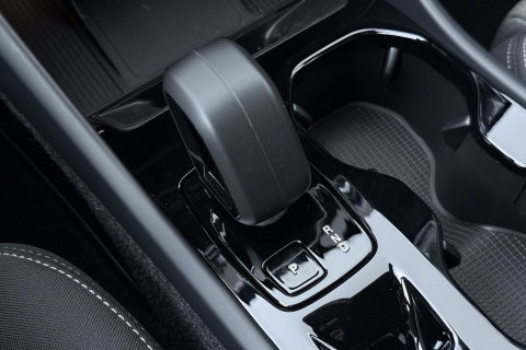 Volvo XC40 2.0 B3 Plus Black Edition | Harman/Kardon | Camera | Stoel+Stuurverwarming | Memory | Keyless | 20 Inch