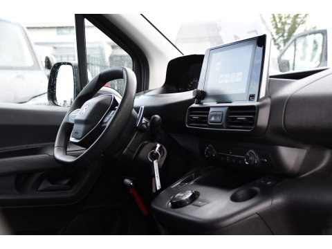Peugeot Partner 1.5 BlueHDI L2 PB Edition Camera, Cruise, Carplay, Trekhaak, Sensoren, 130pk, Automaat, Multimedia, Uniek!