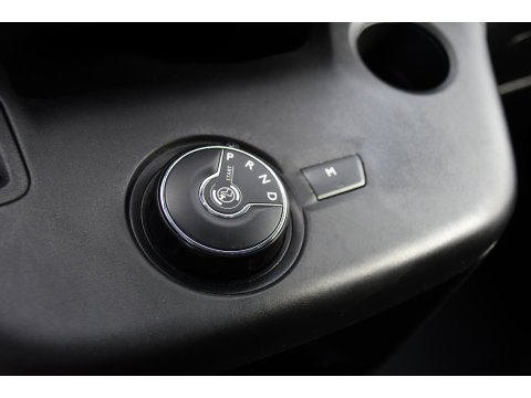 Peugeot Partner 1.5 BlueHDI L2 PB Edition Camera, Cruise, Carplay, Trekhaak, Sensoren, 130pk, Automaat, Multimedia, Uniek!