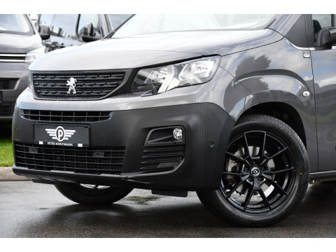Peugeot Partner 1.5 BlueHDI L2 PB Edition Camera, Cruise, Carplay, Trekhaak, Sensoren, 130pk, Automaat, Multimedia, Uniek!